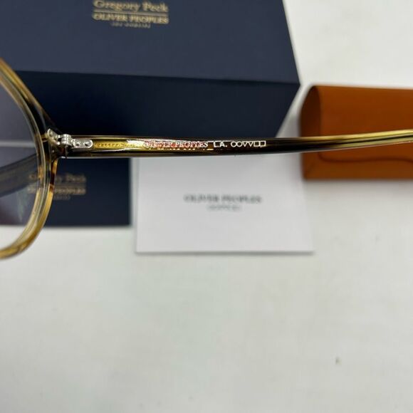 Unisex Gucci, Oliver Peoples Gregory Peck collaboration eyeglasses made in Italy - Picture 6 of 14